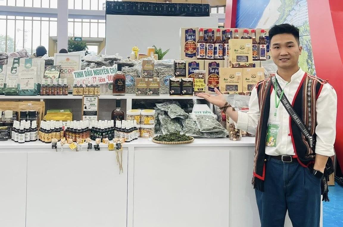 Chế biến sâu từ cây sả, nâng giá trị sản phẩm OCOP địa phương