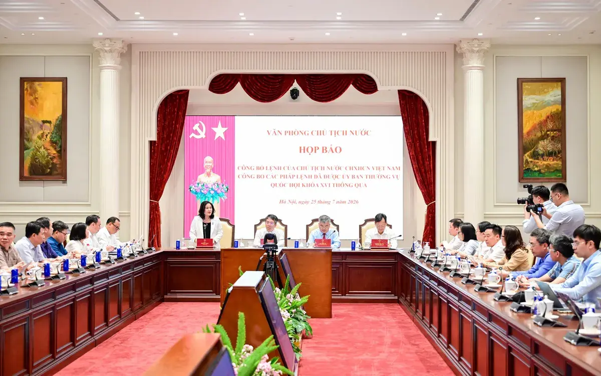 Công bố Lệnh của Chủ tịch nước về ba pháp lệnh
