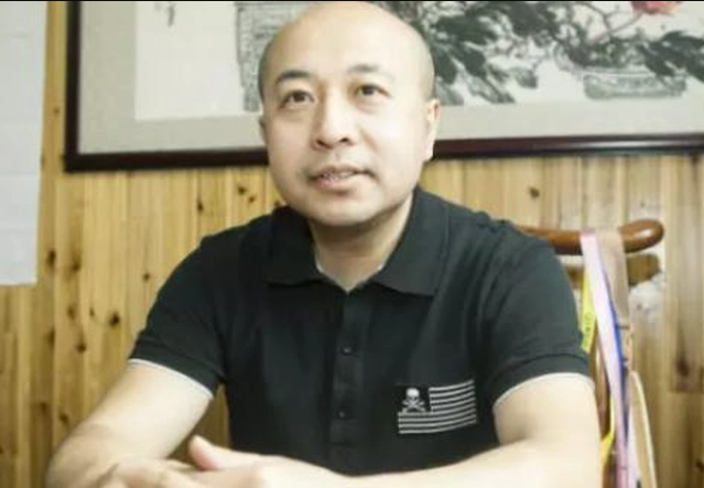 Người đàn ông kiếm hơn 465 tỷ đồng/năm từ mặt hàng quen thuộc trong mọi gia đình Người đàn ông kiếm hơn 465 tỷ đồng/năm từ mặt hàng quen thuộc trong mọi gia đình