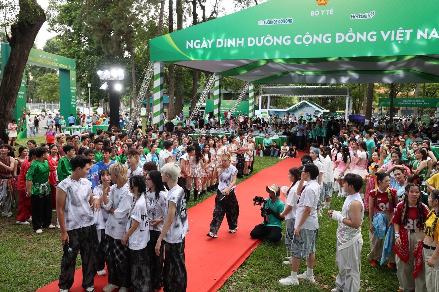 Herbalife Việt Nam bền bỉ đồng hành cùng ngày dinh dưỡng cộng đồng Việt Nam lần 6 Herbalife Việt Nam bền bỉ đồng hành cùng ngày dinh dưỡng cộng đồng Việt Nam lần 6