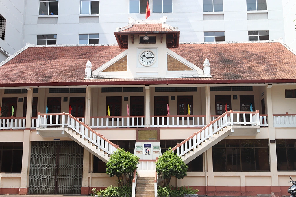 Ngôi trường được đề xuất xếp hạng Di tích lịch sử: ‘Di sản sống’ 120 năm tuổi, là nơi Bác Hồ và Bác Tôn từng theo học