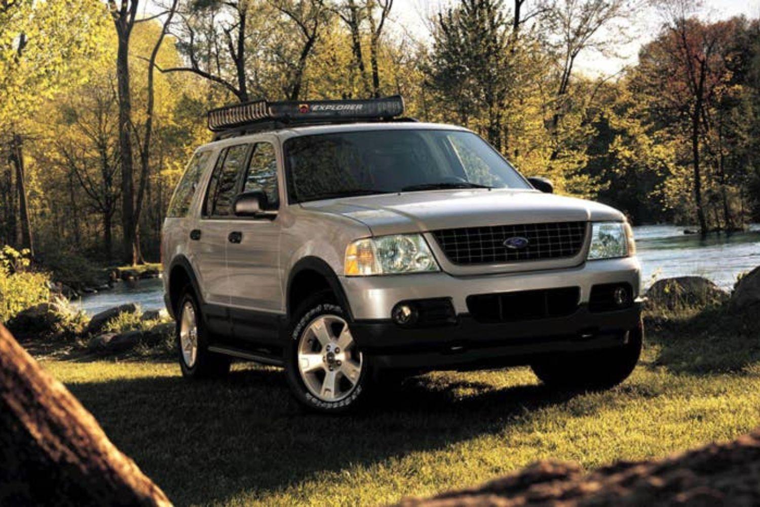 2002-ford-explorer-1_1790395496.jpg