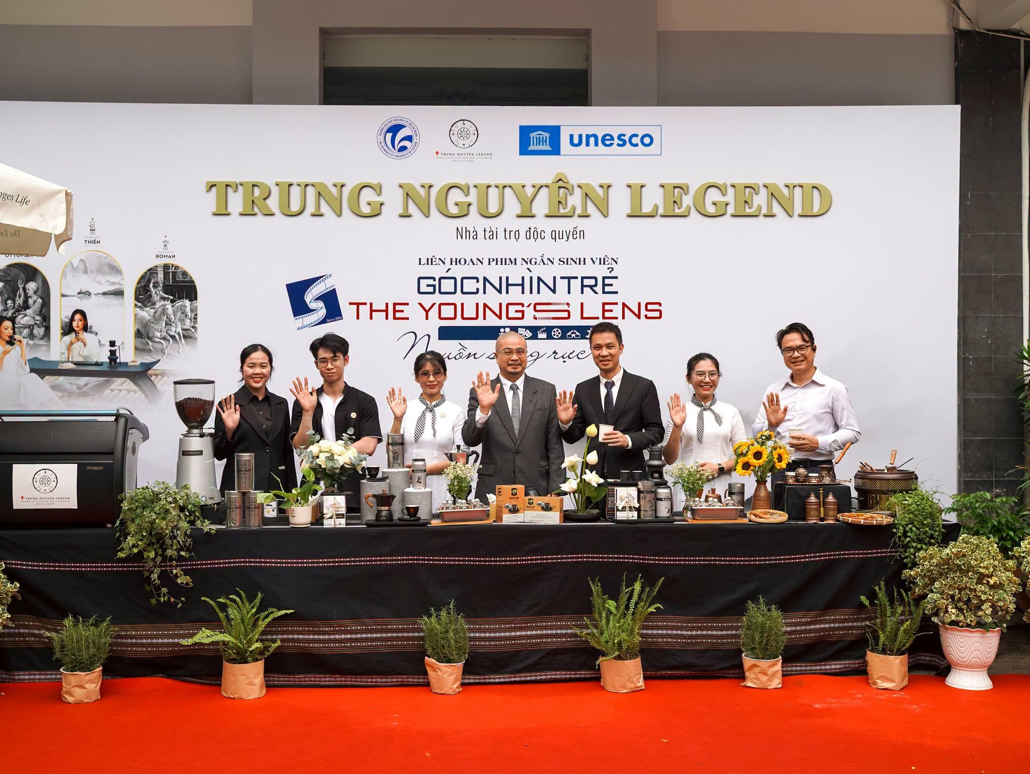 Trung Nguyên Legend của ông Đặng Lê Nguyên Vũ bất ngờ góp mặt tại 'thánh địa' điện ảnh sinh viên