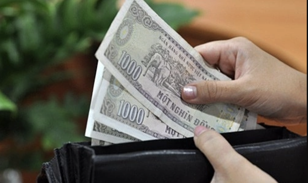 Thiếu tiền có thể khiến chúng ta già đi thêm 5 tháng mỗi năm!