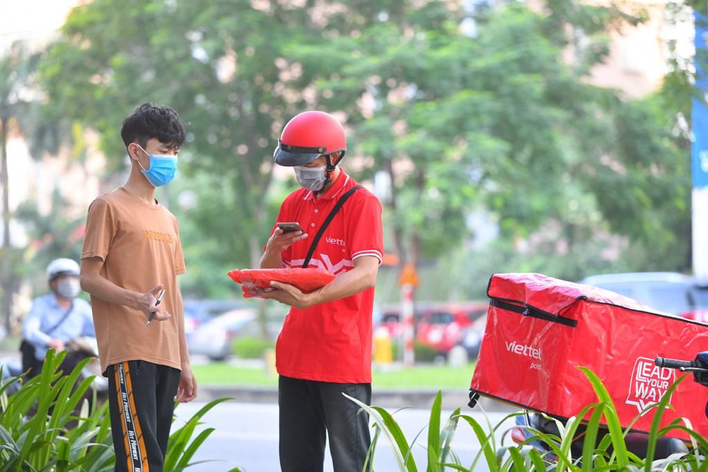 Viettel Post quý 2/2026: Thu thêm phụ phí xăng dầu vẫn không cản được đà giảm lợi nhuận