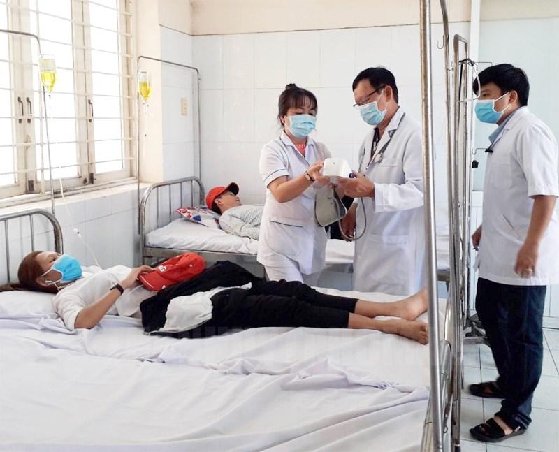 Chỉ với 10 phút tại trạm y tế để phát hiện sớm ung thư vú theo chuẩn Bộ Y tế Chỉ với 10 phút tại trạm y tế để phát hiện sớm ung thư vú theo chuẩn Bộ Y tế