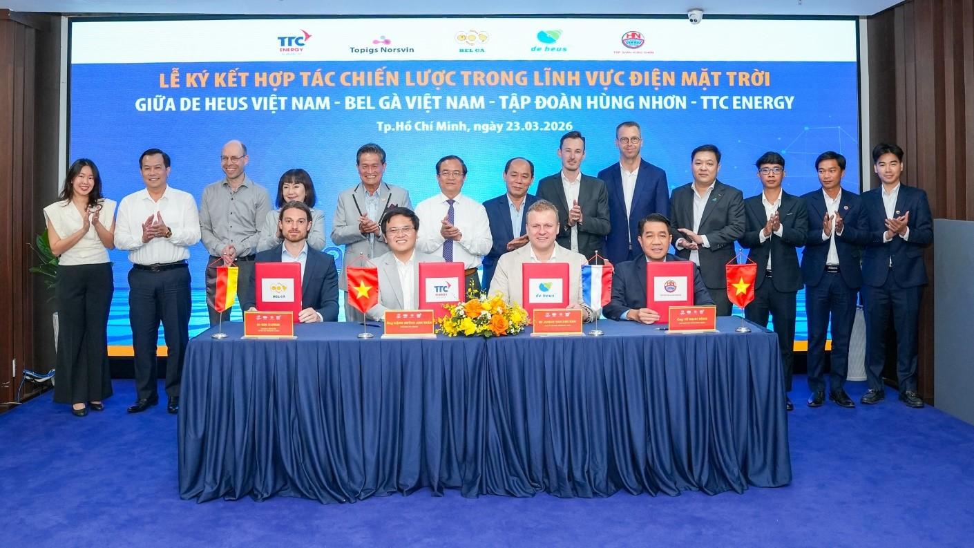 anh2_1785140755.jpg