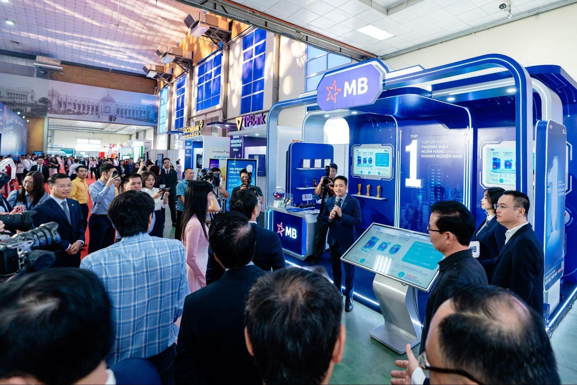 BIZ MBBank ứng dụng AI và dữ liệu, rút ngắn hành trình vốn cho doanh nghiệp BIZ MBBank ứng dụng AI và dữ liệu, rút ngắn hành trình vốn cho doanh nghiệp