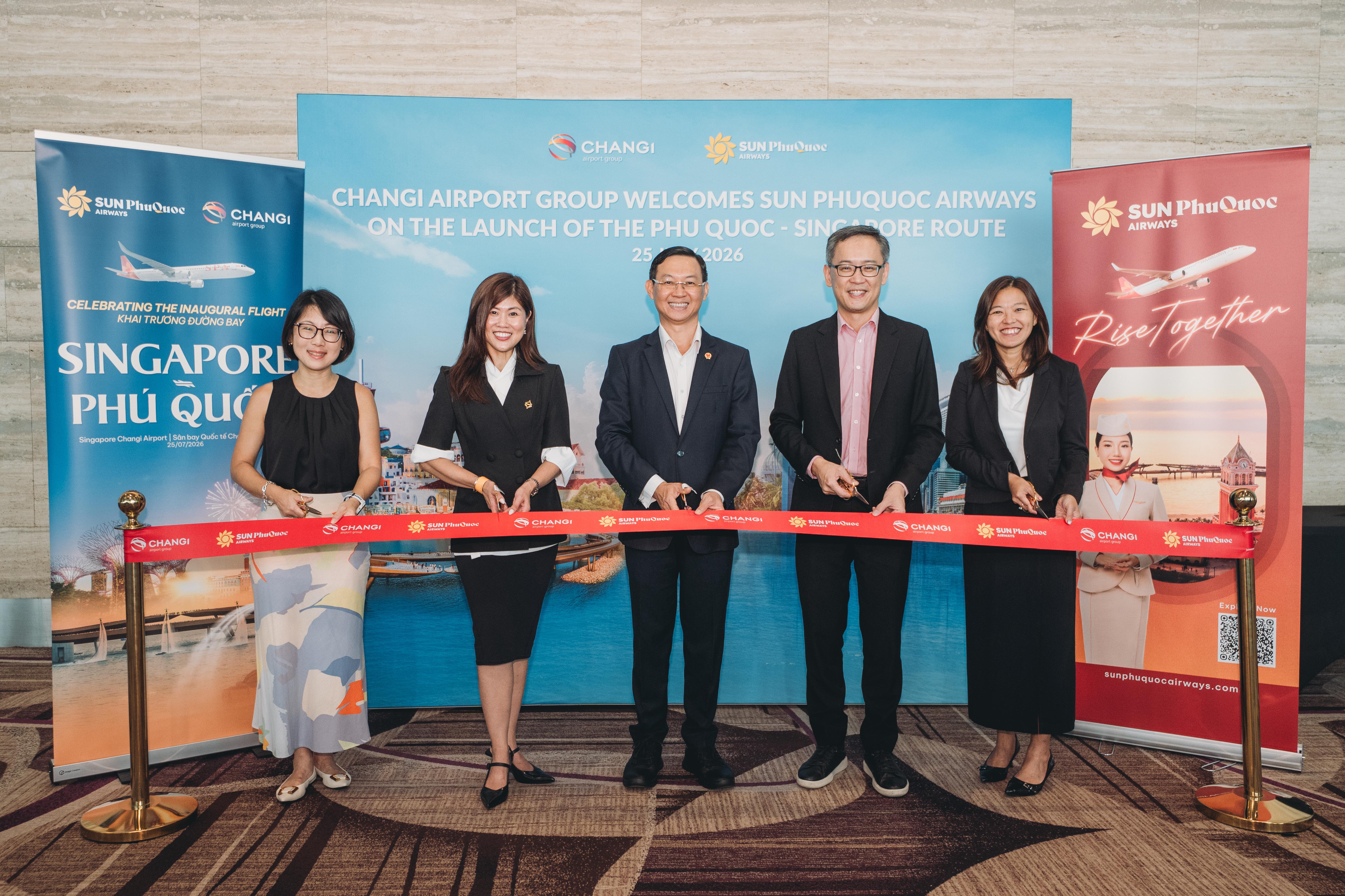 Từ chuyến bay đến kỳ nghỉ: Hành khách Singapore nhận trọn đặc quyền khám phá Phú Quốc cùng Sun PhuQuoc Airways Từ chuyến bay đến kỳ nghỉ: Hành khách Singapore nhận trọn đặc quyền khám phá Phú Quốc cùng Sun PhuQuoc Airways