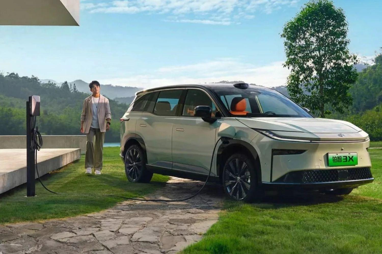 Toyota dự định sản xuất mẫu SUV điện Lexus tại Trung Quốc: ‘Cơn địa chấn’ của ngành công nghiệp ô tô Nhật Bản đã bắt đầu?