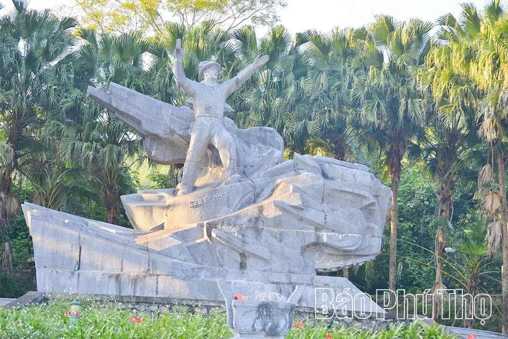 Người lính quê Nghệ An được phong Anh hùng LLVT đợt đầu tiên: 16 tuổi xung phong nhập ngũ, 21 tuổi anh dũng hy sinh