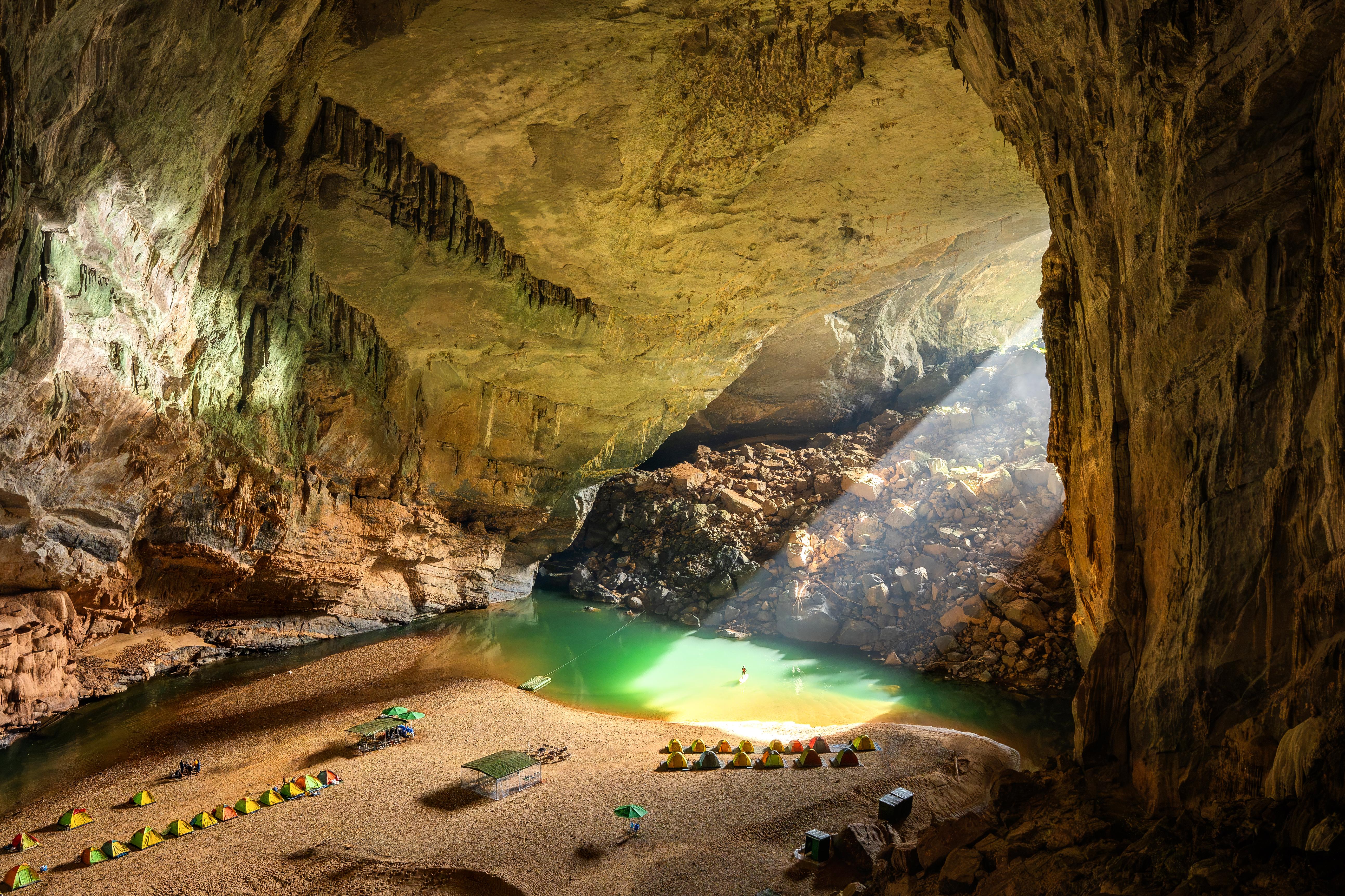 Hang động duy nhất Việt Nam được phóng sự hàng đầu của Mỹ ví như 'kỳ quan thế kỷ XXI', đã kín chỗ đến năm 2027