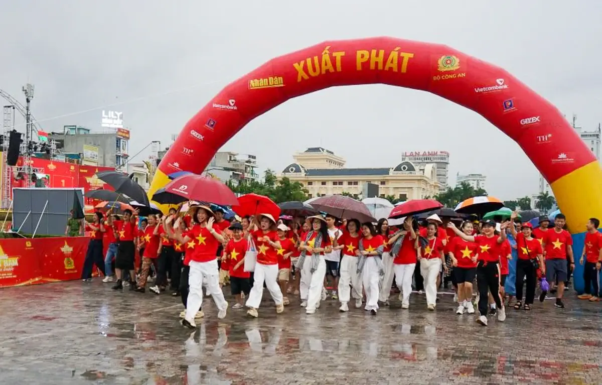 Thanh Hoá cùng Việt Nam tiến bước 2026: 10 tỷ bước xanh, lan tỏa lối sống khỏe và bền vững
