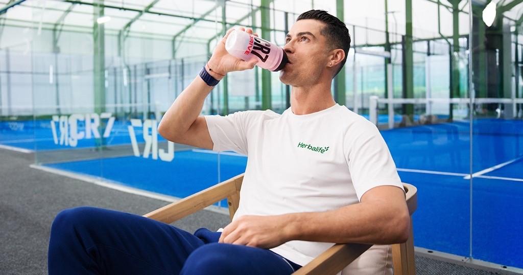 Herbalife và Cristiano Ronaldo phổ biến dinh dưỡng hiệu suất cao qua chiến dịch “Fuel Like Ronaldo” Herbalife và Cristiano Ronaldo phổ biến dinh dưỡng hiệu suất cao qua chiến dịch “Fuel Like Ronaldo”