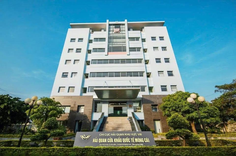 Hải quan cửa khẩu quốc tế Móng Cái tăng cường đấu tranh chống buôn lậu, bảo vệ thương hiệu hàng Việt