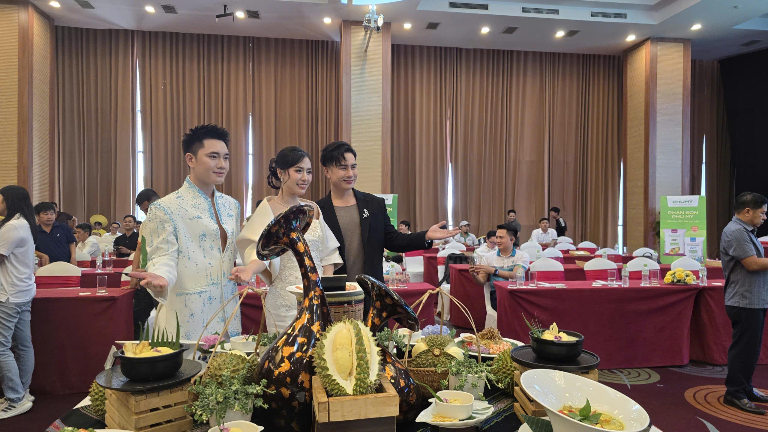 Nghệ thuật ẩm thực mở lối cho thương hiệu Sầu riêng Đắk Lắk