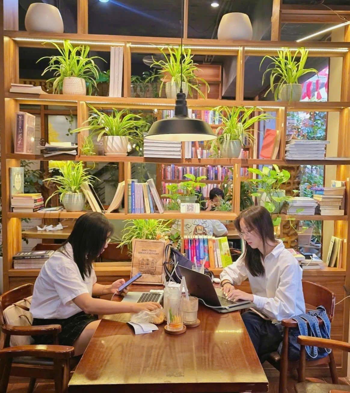 quan1_1788060732.jpg