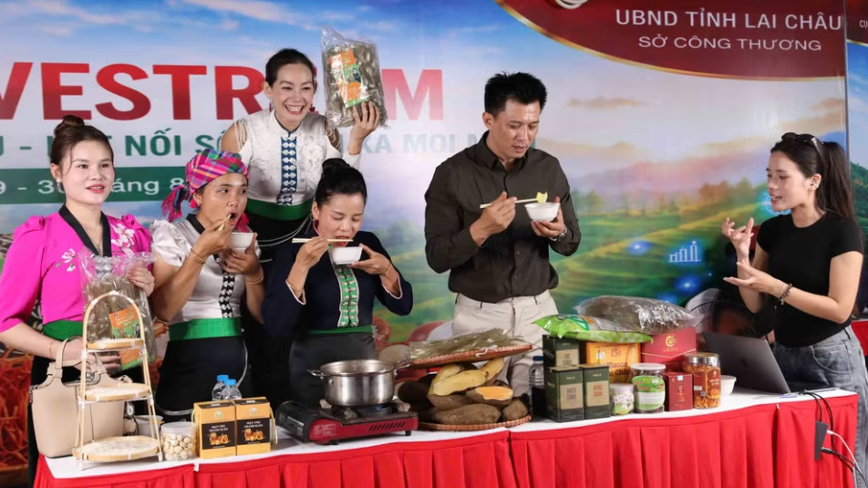 Lai Châu đưa đặc sản vùng cao vươn xa qua thương mại điện tử Lai Châu đưa đặc sản vùng cao vươn xa qua thương mại điện tử