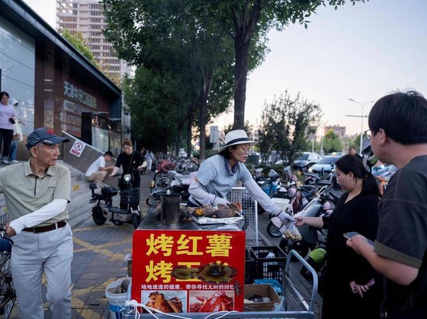 giam-doc-ban-hang-rong-2_1790781623.jpg