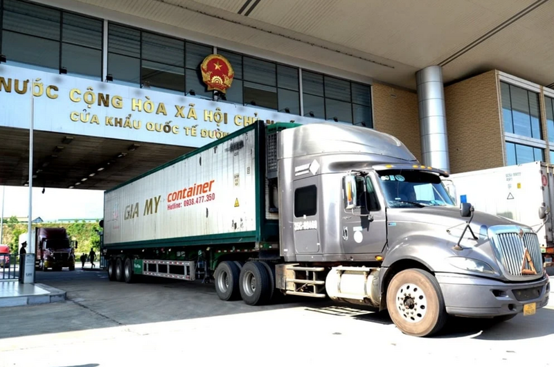 Bộ Nông nghiệp và Môi trường lên tiếng về ùn ứ hơn 700 lô hàng nhập khẩu Bộ Nông nghiệp và Môi trường lên tiếng về ùn ứ hơn 700 lô hàng nhập khẩu