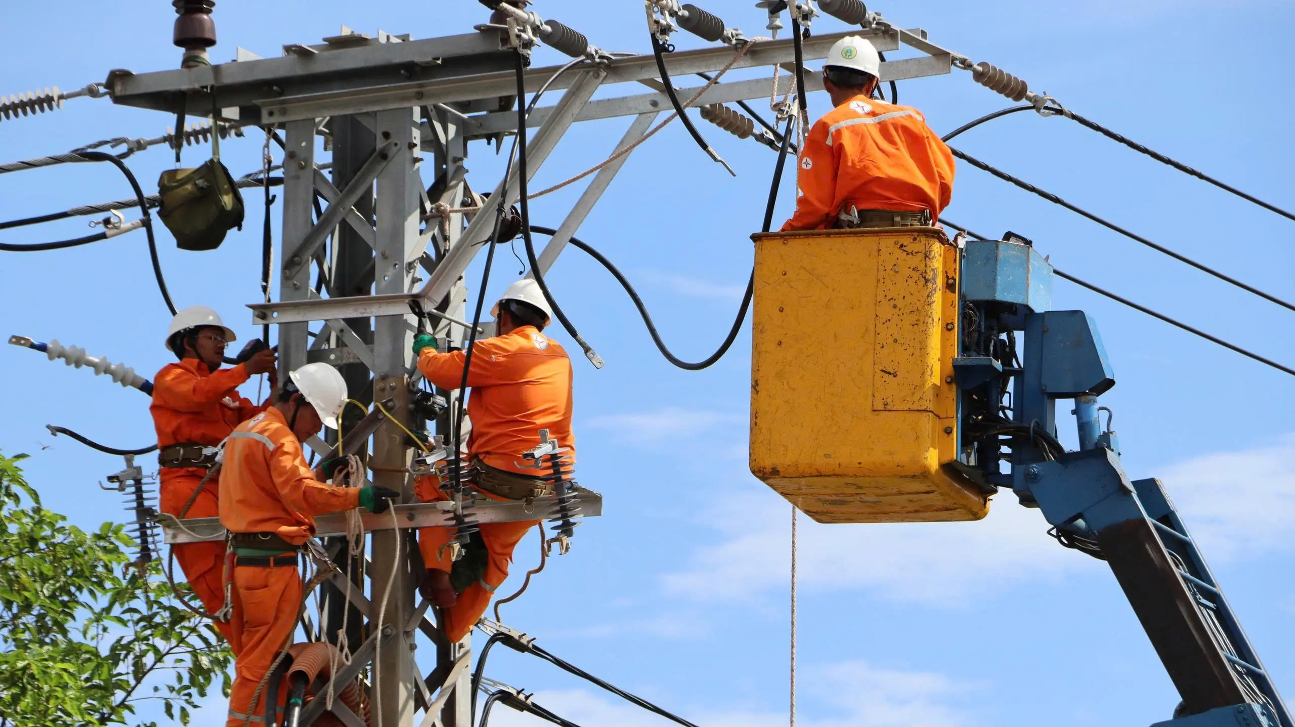 Giá điện theo khung giờ: Lời giải cho bài toán vận hành hệ thống điện quốc gia