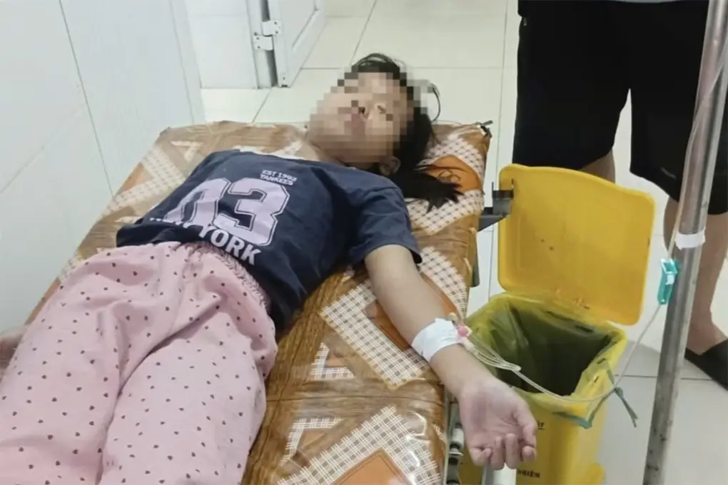 Hơn 20 người nhập viện do nghi ngờ ngộ độc bánh mì tại Nghệ An