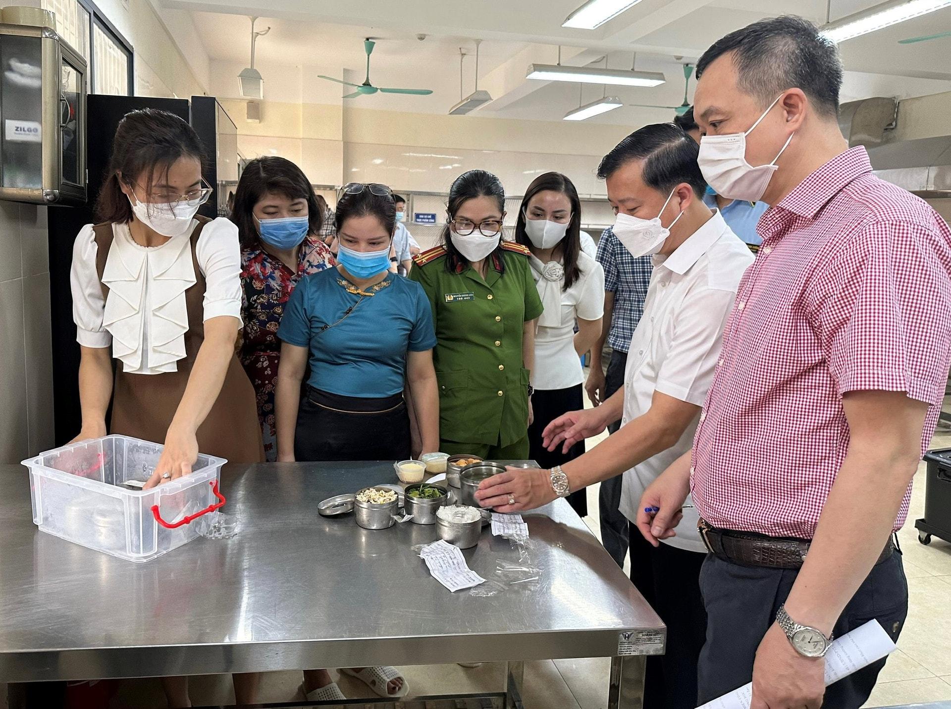 Bộ Y tế đề xuất tăng mức phạt vi phạm an toàn thực phẩm lên đến 100 triệu đồng