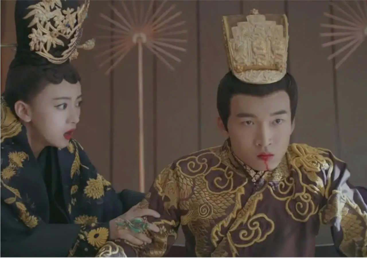 Vị hoàng đế có cuộc đời tai tiếng: Cưới con dâu, chết thảm vì bị con trai xẻo mũi