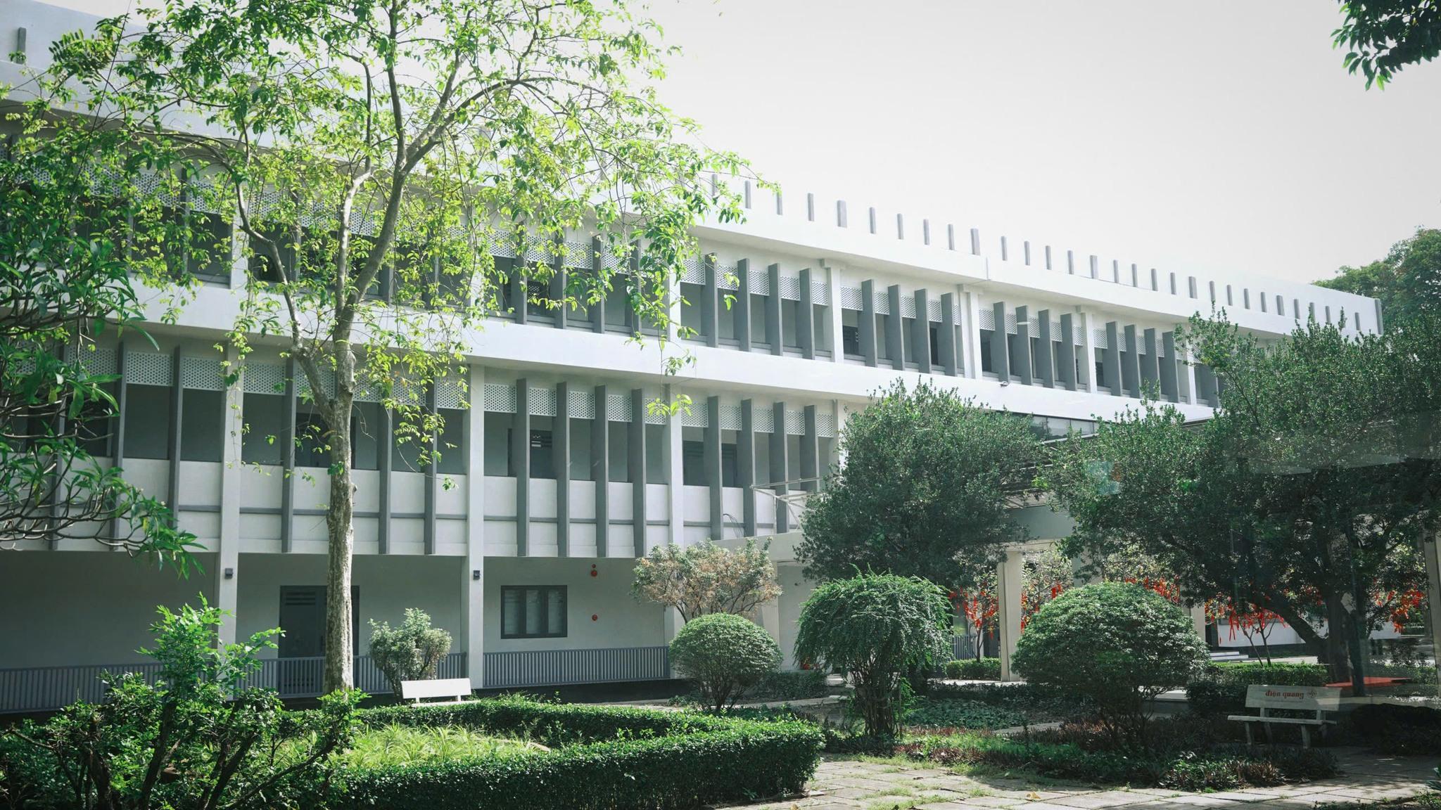 Không phải trường kinh tế nhưng đây vẫn là 'lò đào tạo tỷ phú' nổi tiếng Việt Nam: Sinh viên chỉ mơ ra được trường, tỷ lệ có việc làm sau ĐH đạt 98%