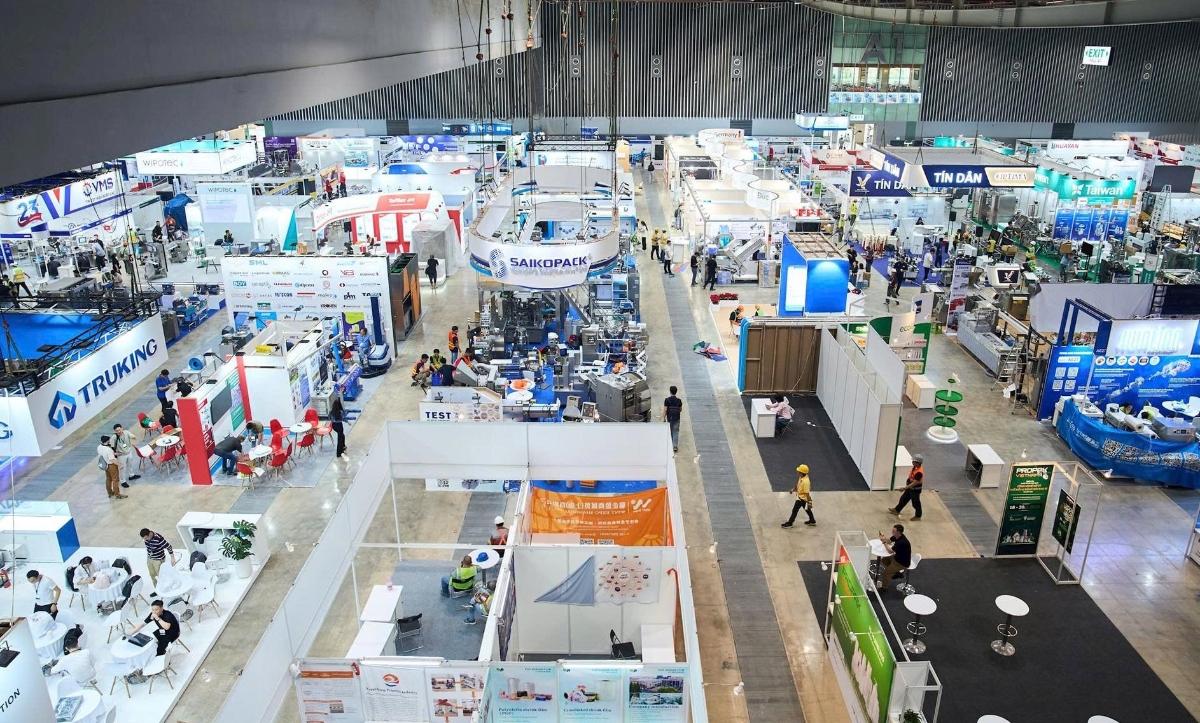 Khai mạc chuỗi triển lãm quốc tế về công nghệ đóng gói, đồ uống và ngành nhựa năm 2026