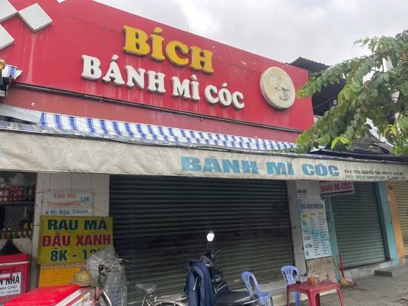 Ngộ độc bánh mì liên tiếp: Lỗ hổng lớn trong quản lý thức ăn đường phố