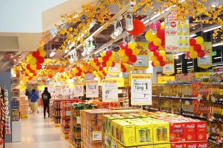 Không để thiếu xăng dầu, hàng thiết yếu trong cao điểm Tết