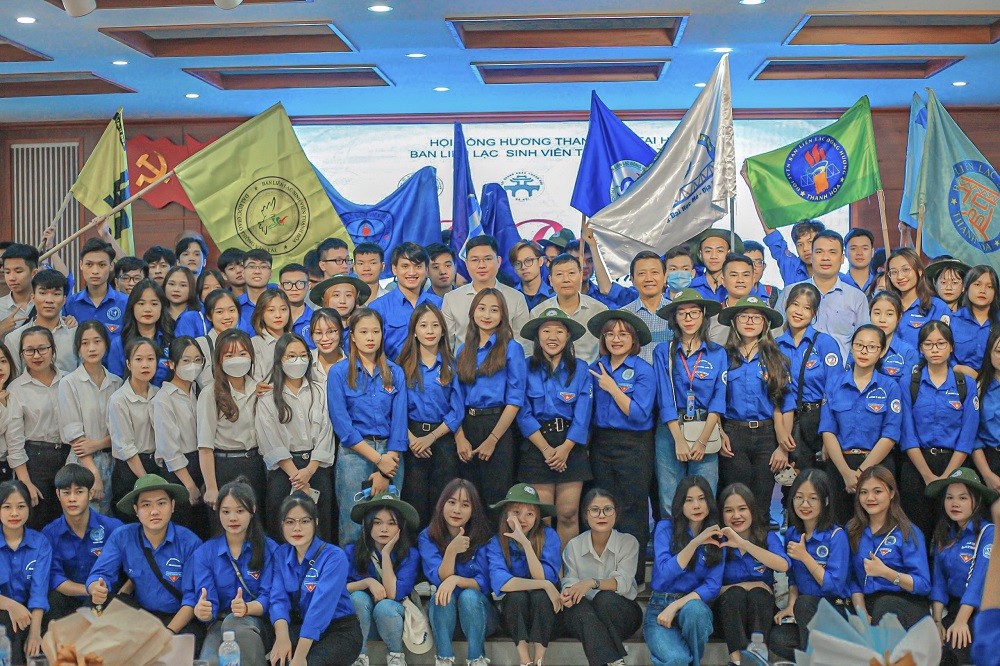 Toàn cảnh Lễ ra quân Chiến dịch Thanh niên Tình nguyện Mùa hè xanh 2022