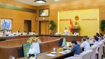 Chủ tịch Quốc hội chủ trì phiên họp giao ban lãnh đạo, các cơ quan, văn phòng Quốc hội