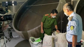 Long An: Liên tiếp xử phạt các doanh nghiệp có hành vi sản xuất, buôn bán phân bón giả