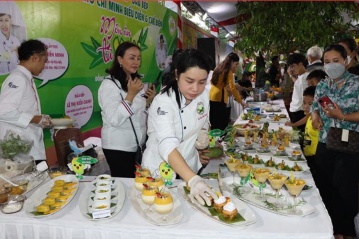 Lễ hội Xoài Cao Lãnh năm 2022 thu hút trên 300.000 lượt khách tham quan