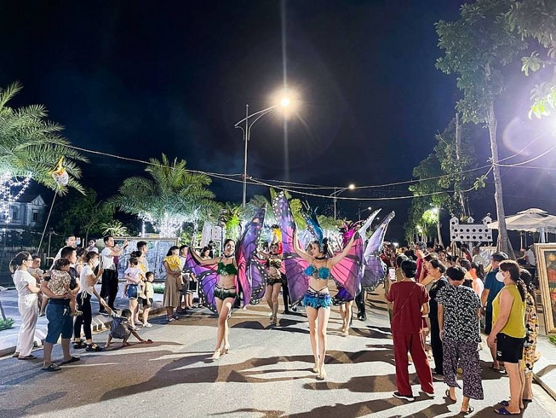 Những vũ công carnival đầy màu sắc