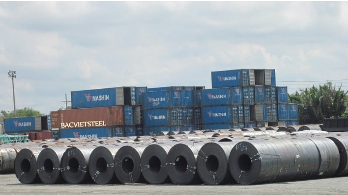 Giá sắt thép hôm nay 13/7/2022: Giá thép và quặng sắt tiếp tục lao dốc