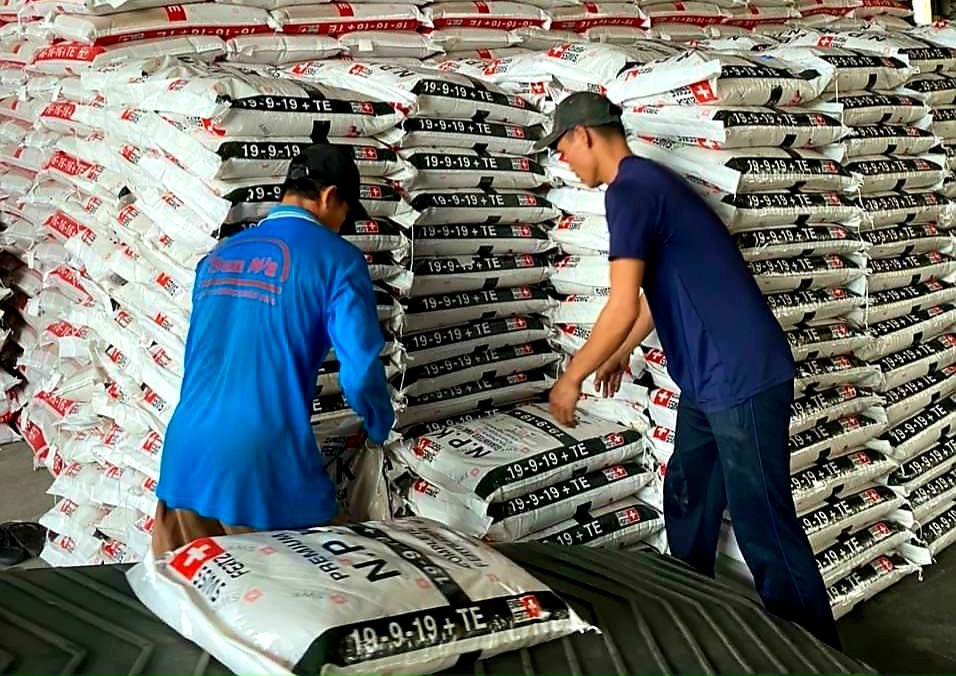 Xuất khẩu phân bón vượt mặt năm 2021