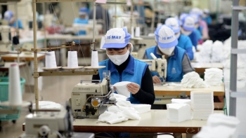 Xuất khẩu khẩu trang y tế giảm 33,6% trong tháng 6/2022