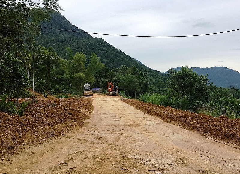 Đầu tư cơ sở hạ tầng thiết yếu vùng đồng bào dân tộc thiểu số và miền núi