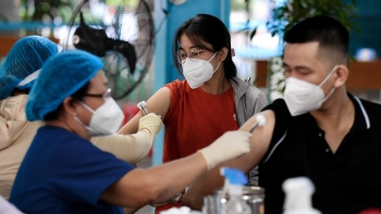 Hướng dẫn mới nhất của Bộ Y tế  về thời gian tiêm vaccine mũi 3, mũi 4