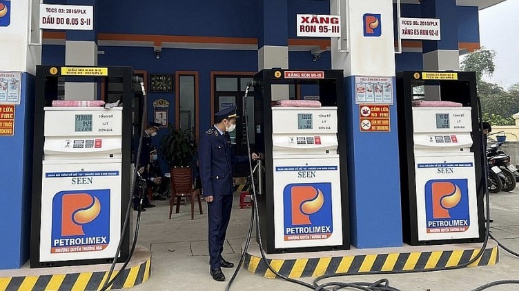 Nghệ An: Xử phạt 01 doanh nghiệp mua dầu diesel ngoài hệ thống