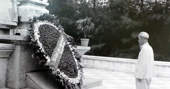 'Bổn phận của chúng ta là thương yêu, giúp đỡ người có công với Tổ quốc'