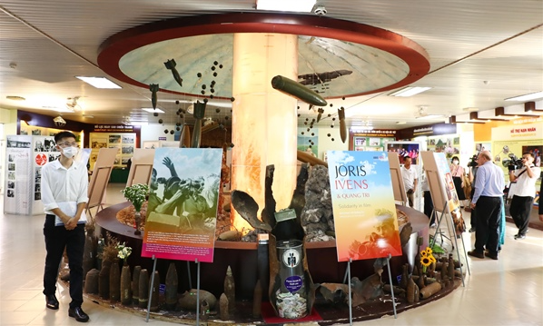 Khai mạc Triển lãm “Quảng Trị - Điểm đến của ký ức”