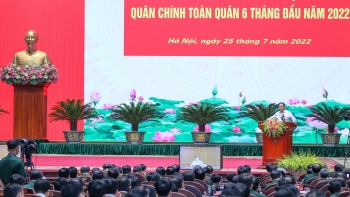 Thủ tướng đề nghị Bộ Quốc phòng thực hiện tốt các nhiệm vụ trọng tâm trong xây dựng và bảo vệ Tổ quốc