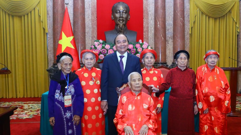 Chủ tịch nước Nguyễn Xuân Phúc: Thực hiện nhiều hơn nữa các hoạt động đền ơn, đáp nghĩa