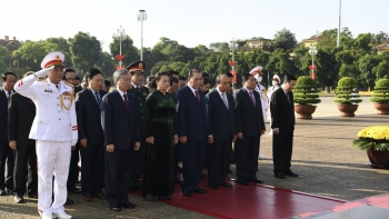 Lãnh đạo Đảng, Nhà nước tưởng nhớ Chủ tịch Hồ Chí Minh và các Anh hùng liệt sĩ