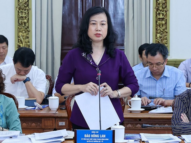 Quyền Bộ trưởng Bộ Y tế Đào Hồng Lan phát biểu - Ảnh: VGP