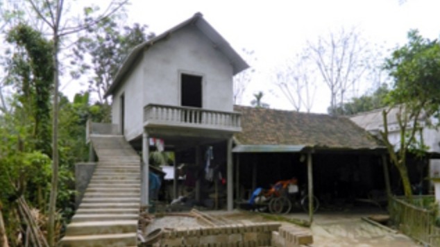 Hỗ trợ hộ nghèo xây dựng nhà ở phòng, tránh bão, lụt